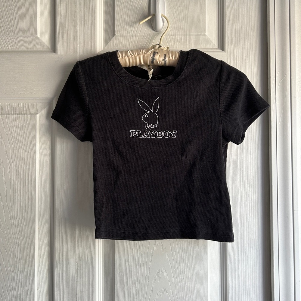 Playboy by PacSun Cropped Black T-Shirt